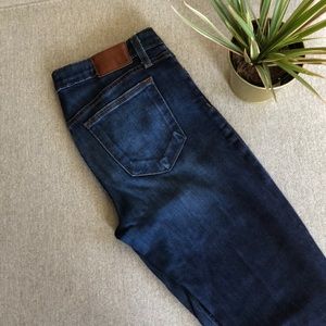 Joe’s Jeans mid rise straight leg jeans